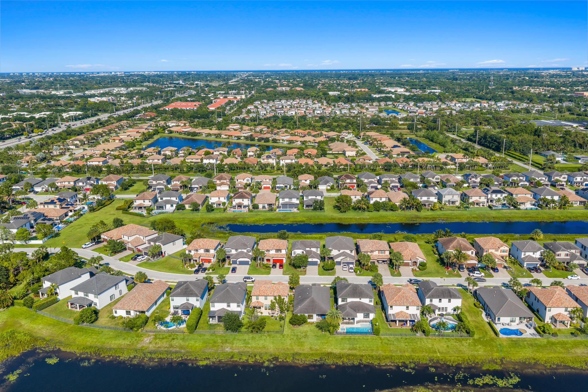 SILVERWOOD ESTATES - Residential