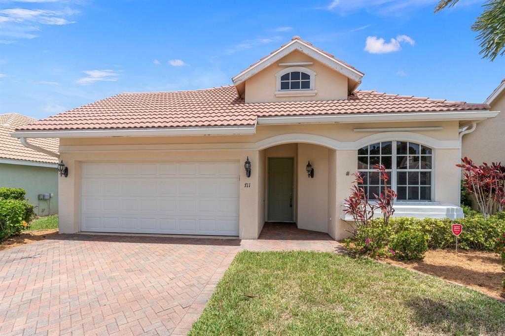 Photo of 711 SW San Salvador Cove, Port Saint Lucie, FL 34986 (MLS # R10718149)