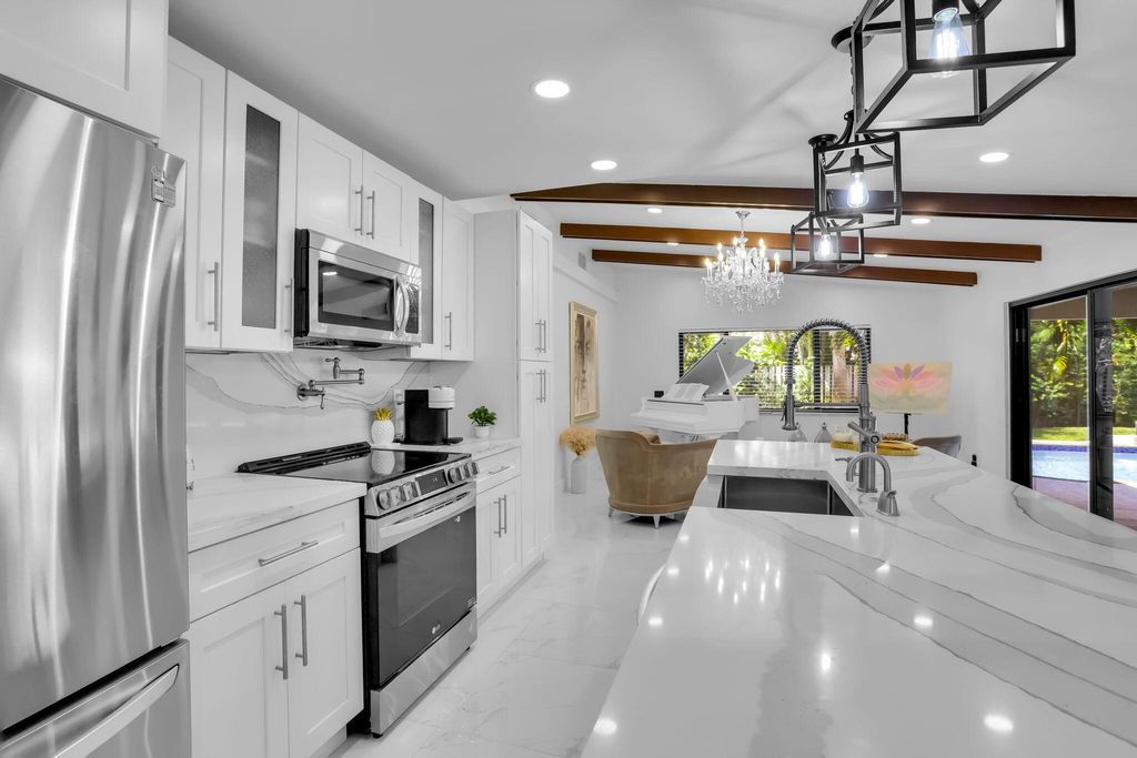 Photo of 1225 NW 15th Street, Boca Raton, FL 33486 (MLS # B26022377)