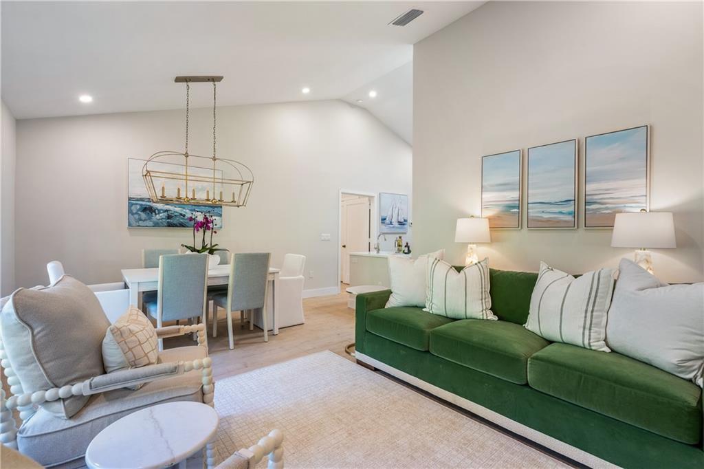 1374 Coral Park Lane 803