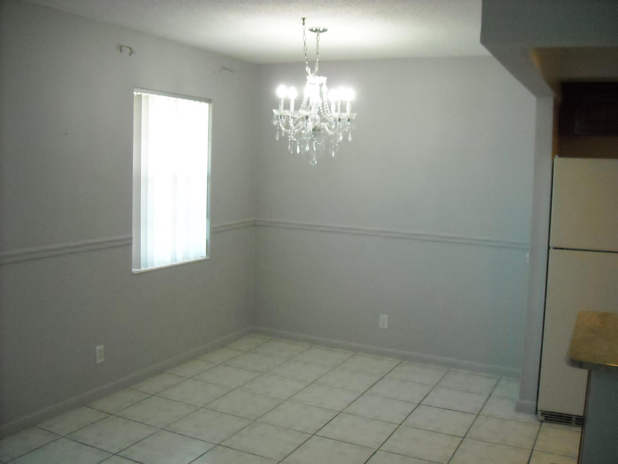 KENT CONDOS - Residential Lease