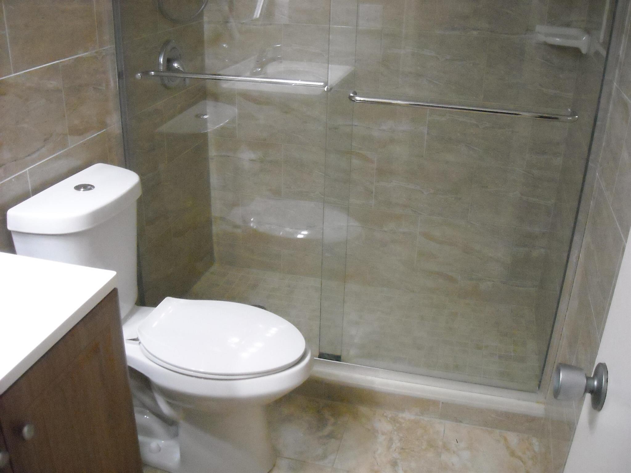 KENT CONDOS - Residential Lease
