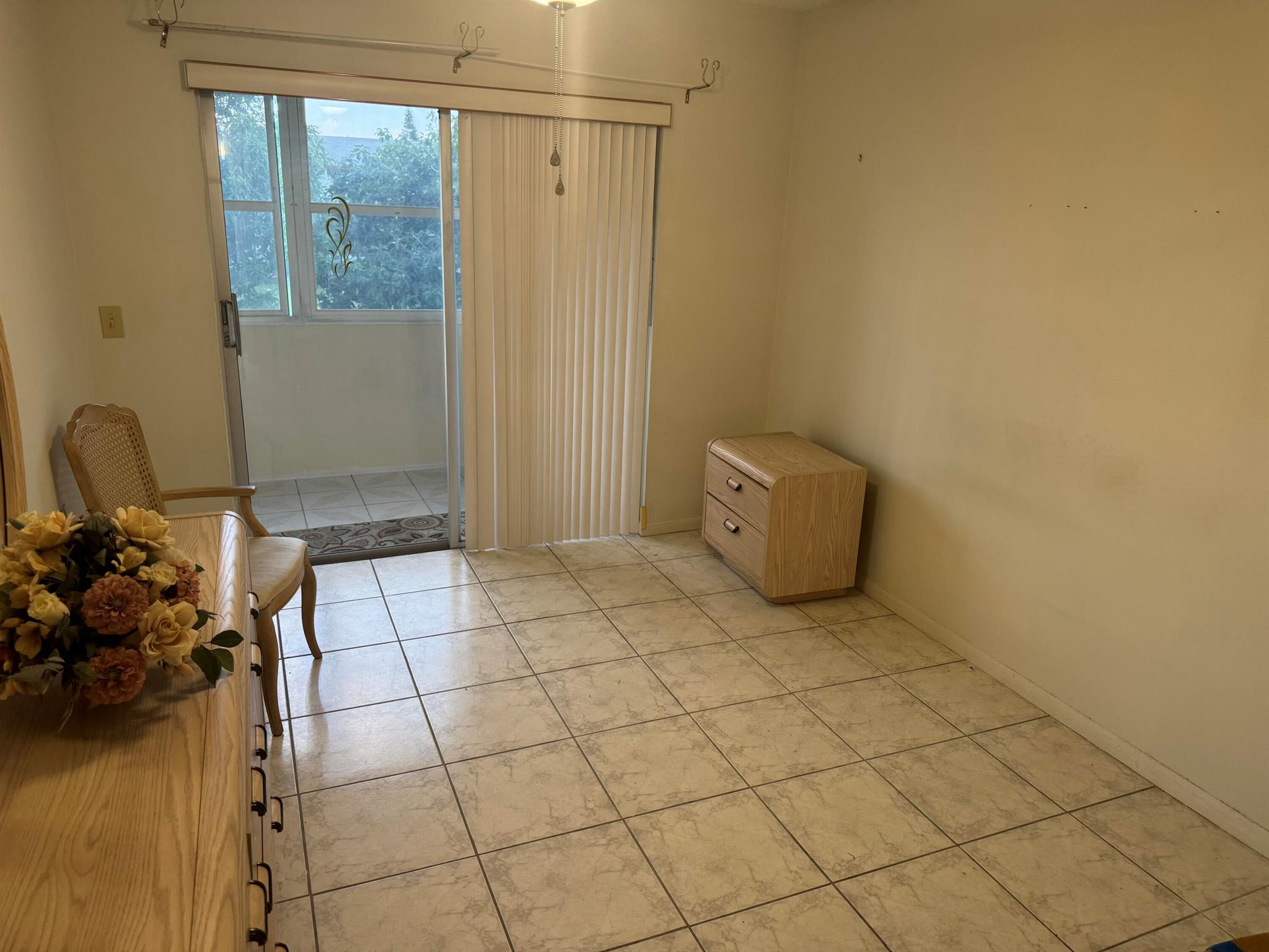 KENT CONDOS - Residential Lease