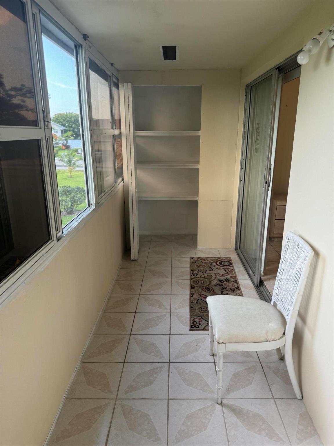 KENT CONDOS - Residential Lease