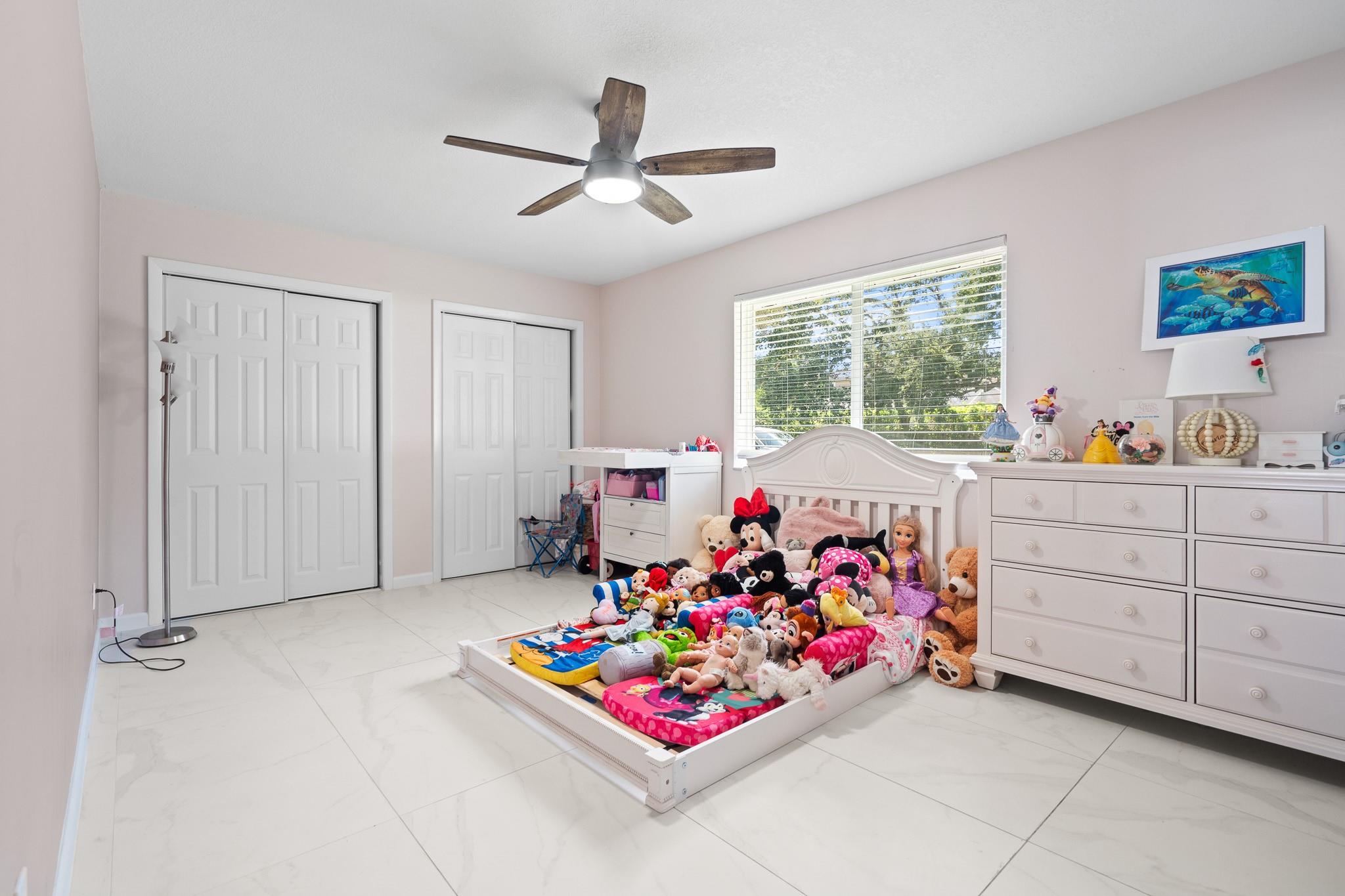 OMEGA COURT - Residential Lease