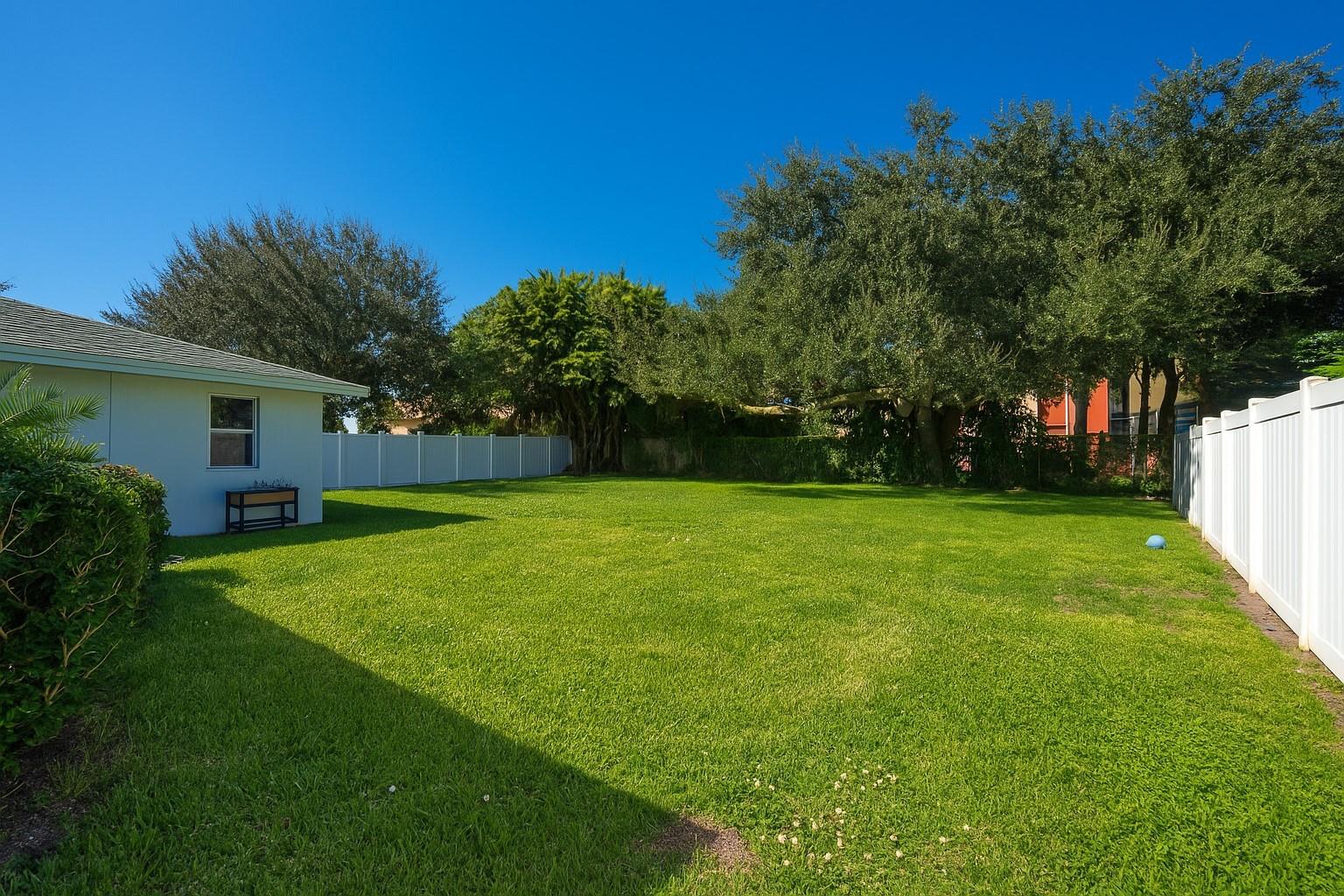 OMEGA COURT - Residential Lease