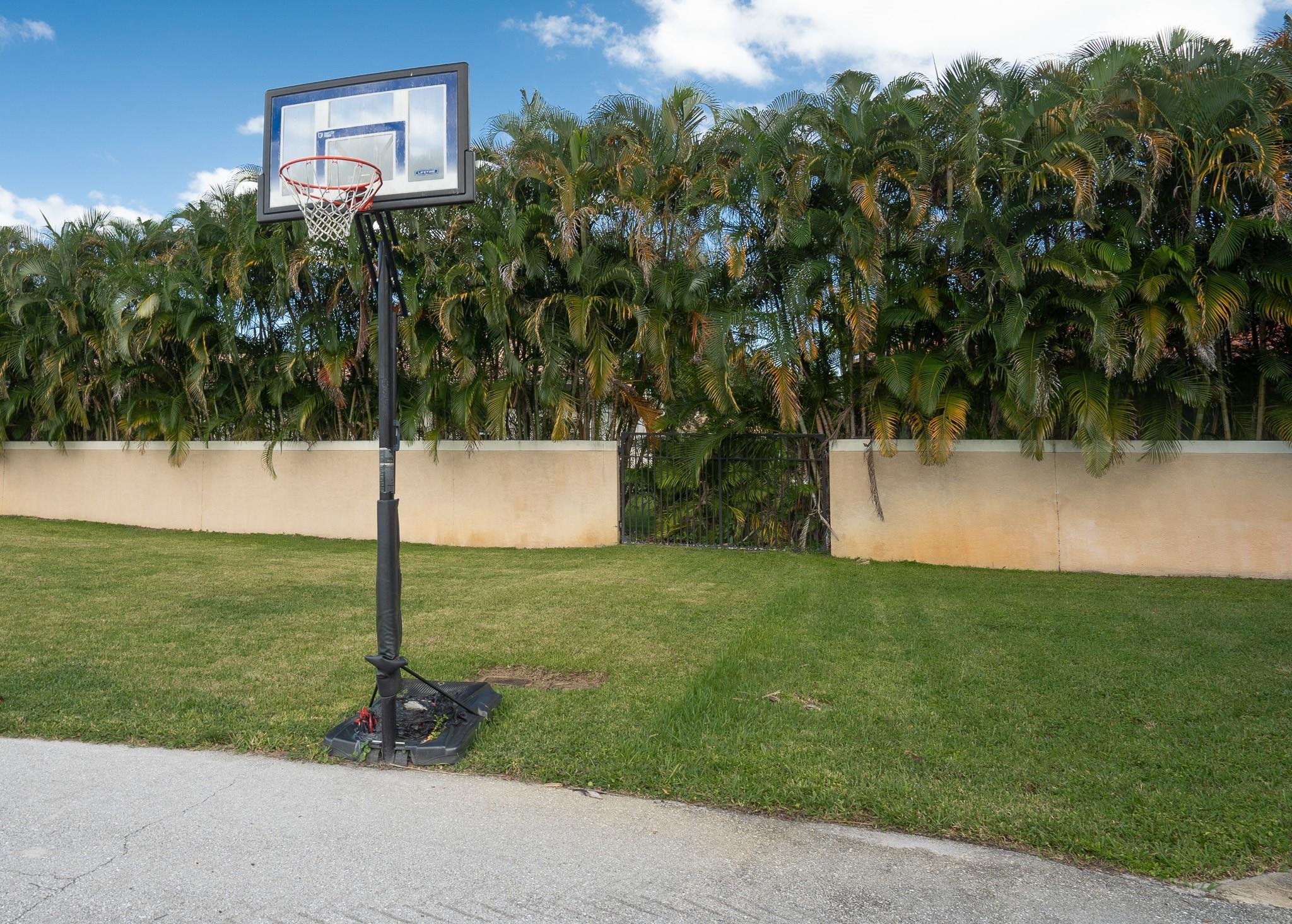 OMEGA COURT - Residential Lease