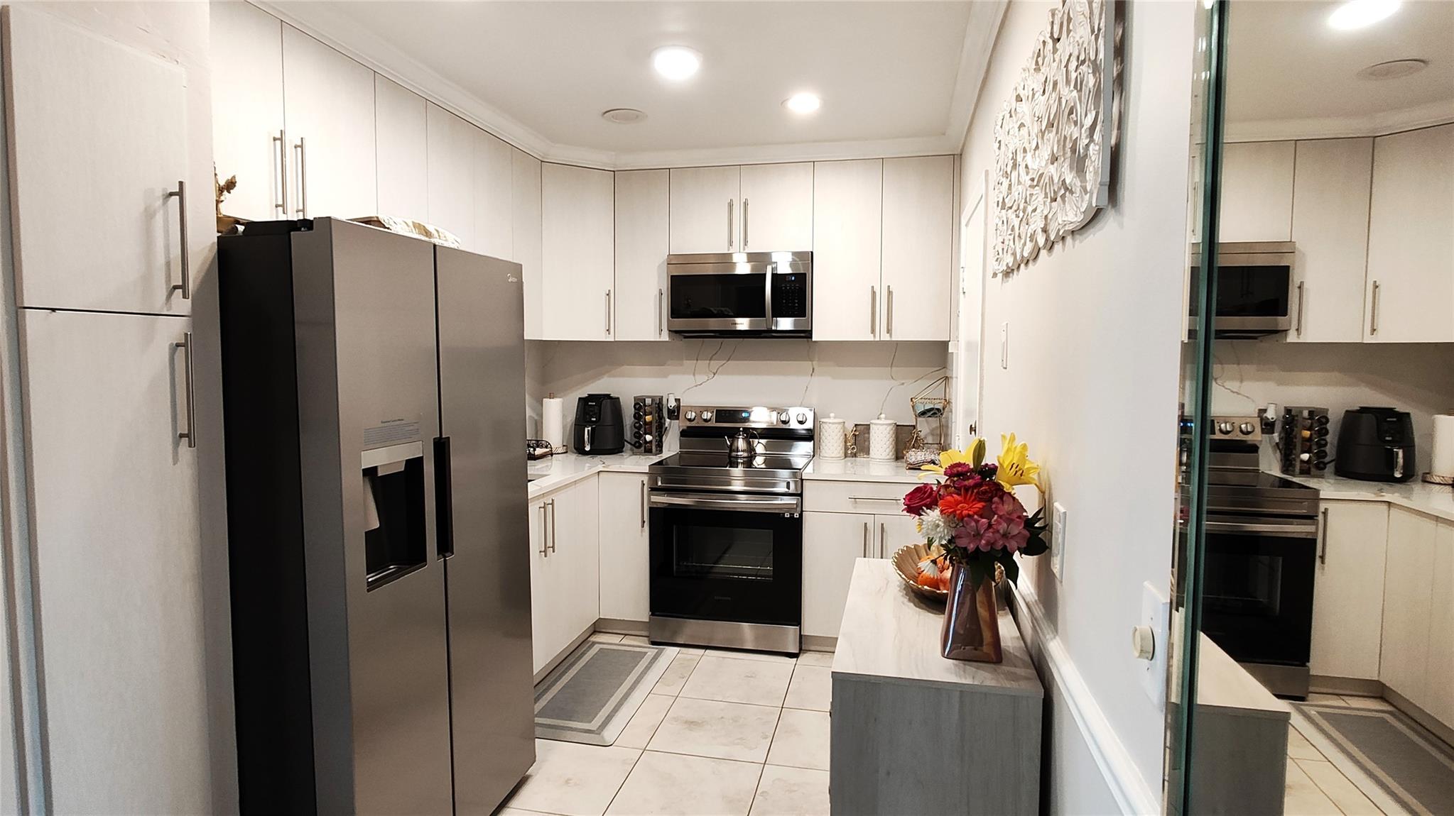 400 S Cypress Rd 428