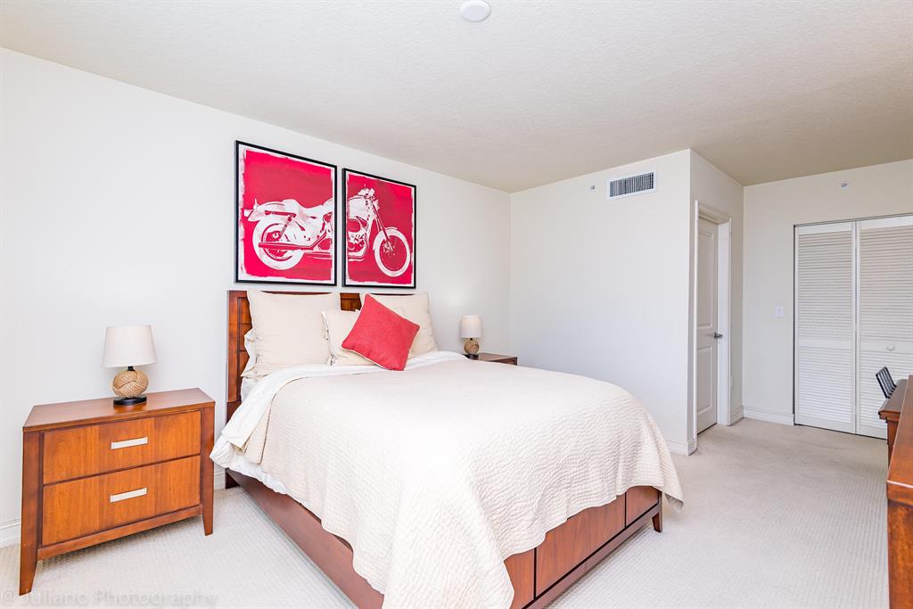 Palmetto Place - Residential