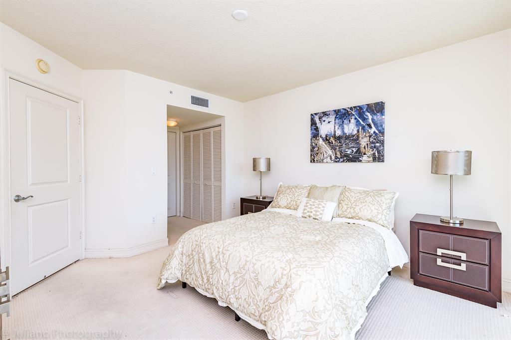 Palmetto Place - Residential