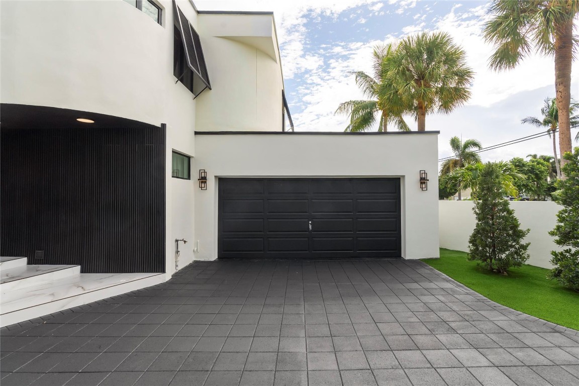 Hillsboro Harbor - Residential