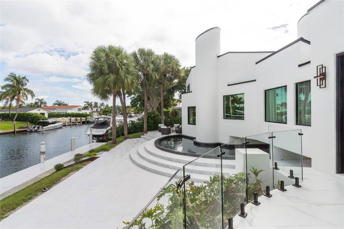 Hillsboro Harbor - Residential