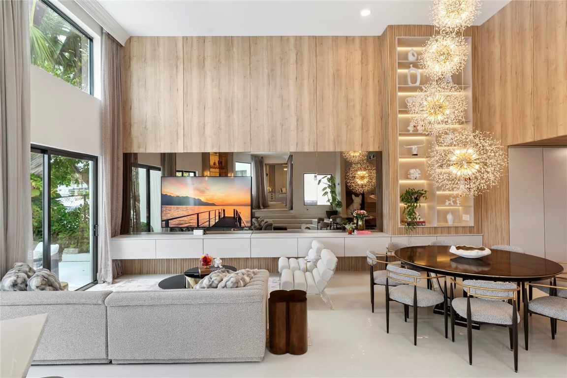 Hillsboro Harbor - Residential