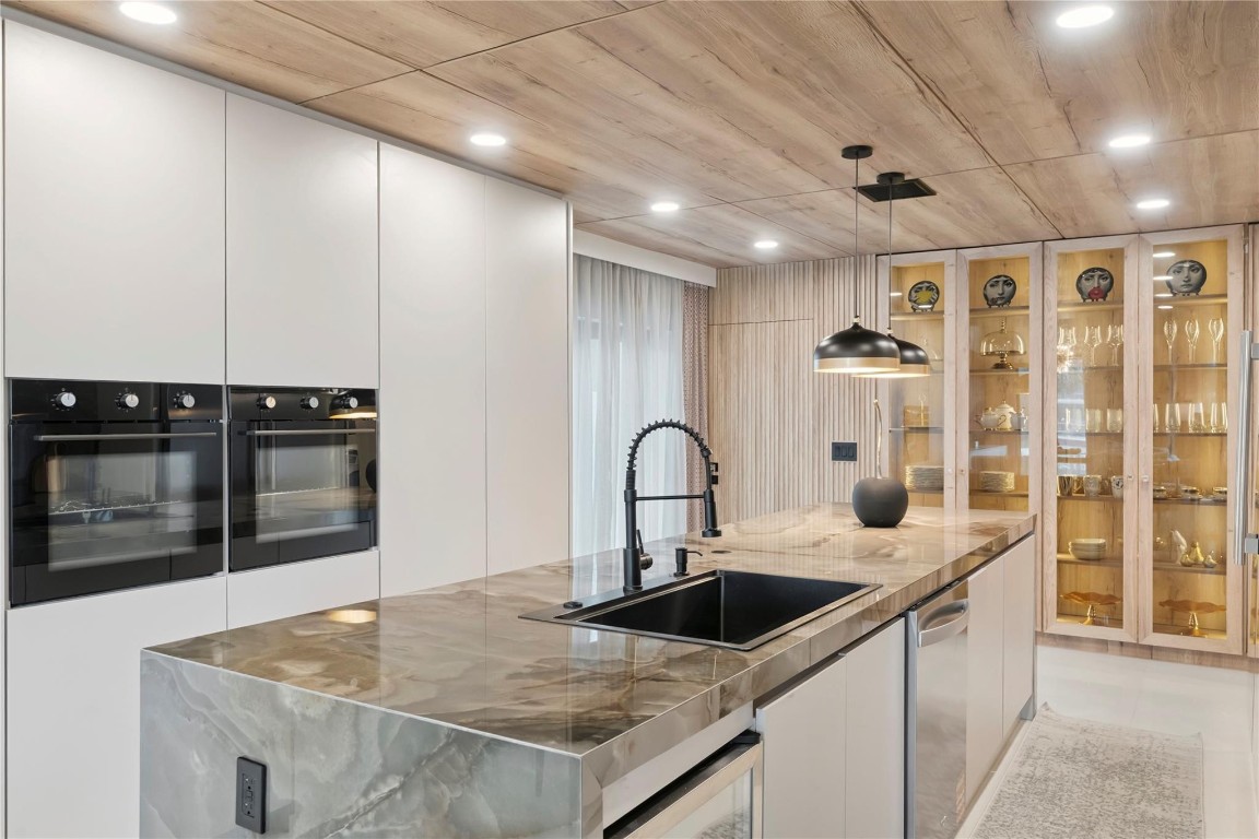 Hillsboro Harbor - Residential