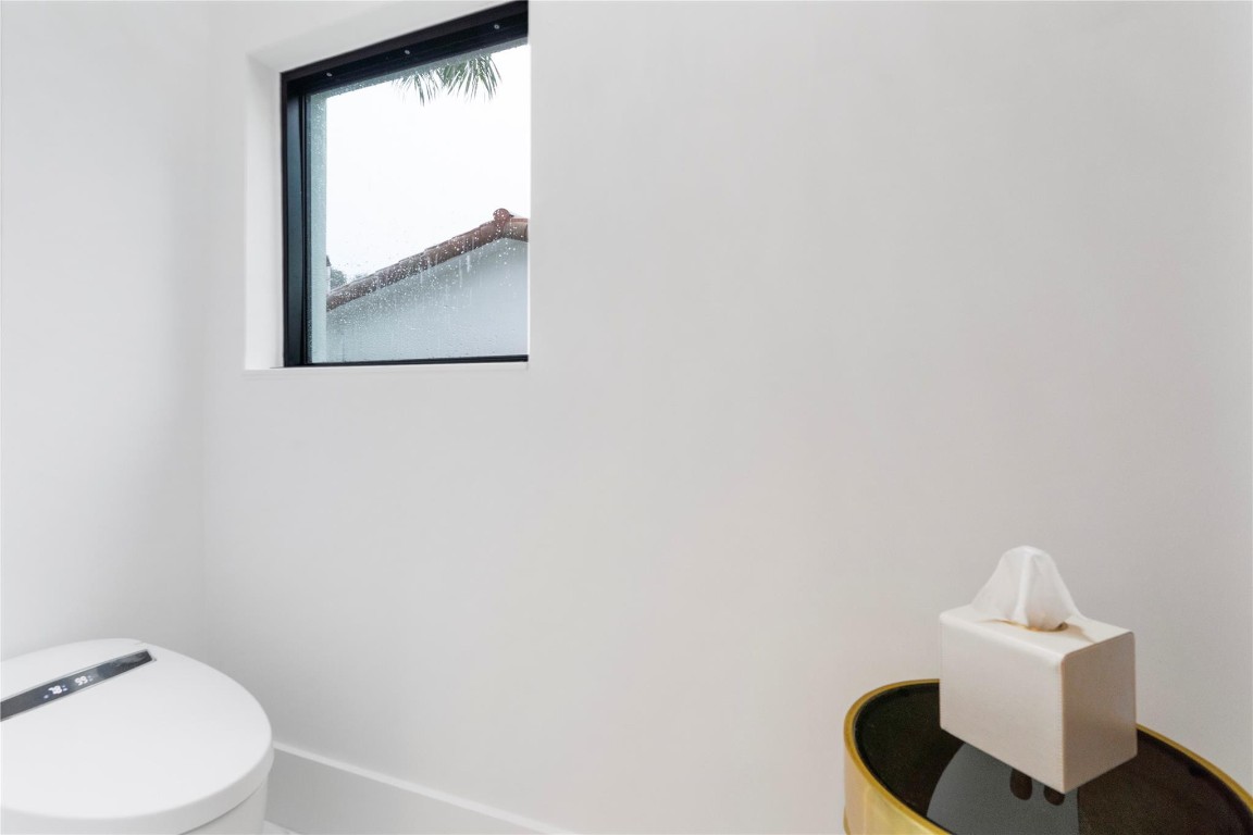 Hillsboro Harbor - Residential