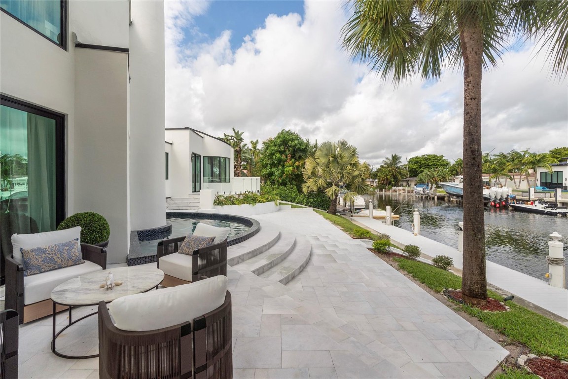 Hillsboro Harbor - Residential