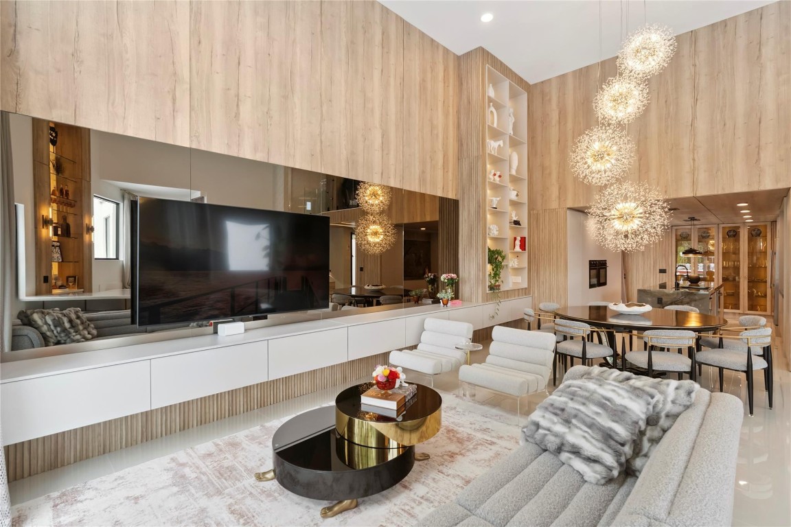 Hillsboro Harbor - Residential