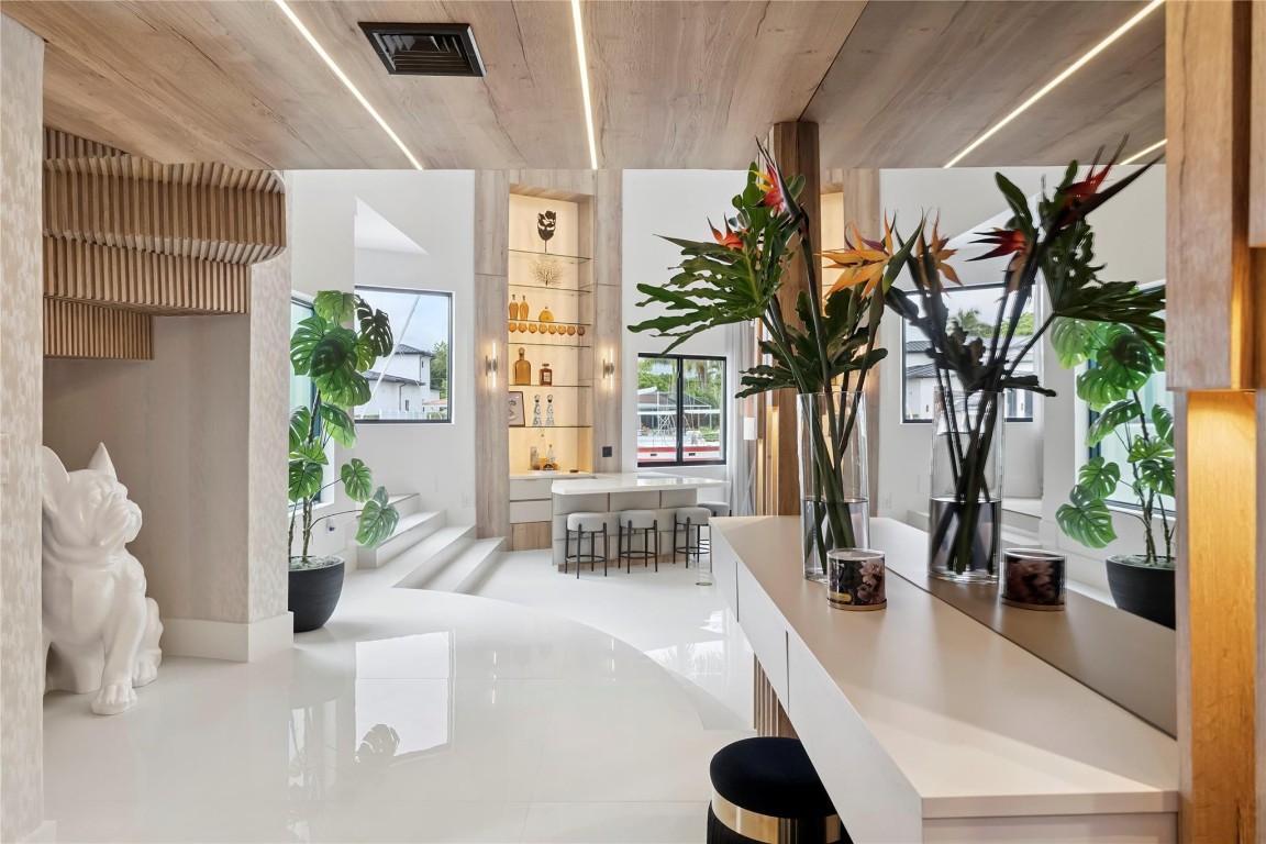 Hillsboro Harbor - Residential