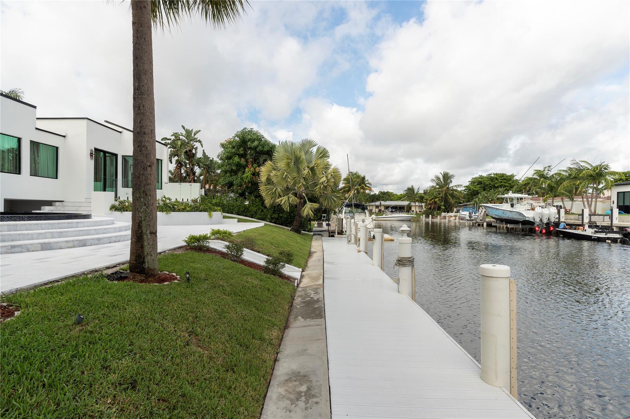 Hillsboro Harbor - Residential