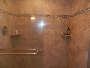 PINE CREST CONDO - Residential Lease