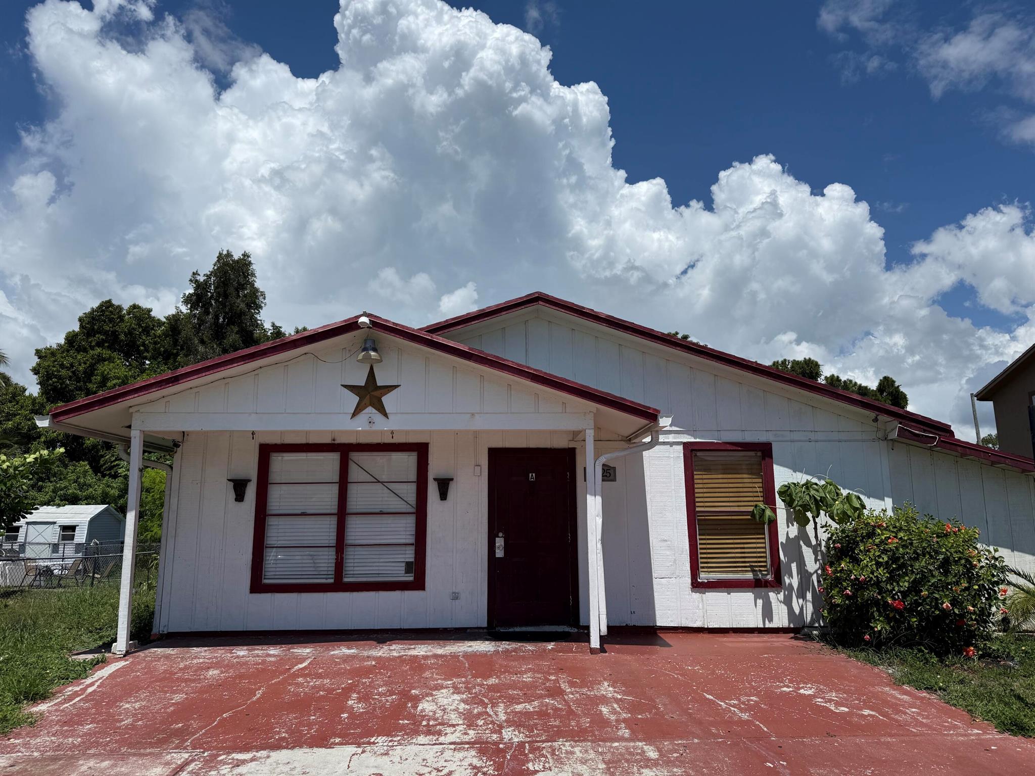 Great Investment Opportunity - Income-Producing Duplex! Assumable mortgage!This duplex offers excellent rental potential with no HOA restrictions.Unit 1: 3 bedrooms, 2 bathroomsUnit 2: 1 bedroom, 1 bathroomLive in one unit and rent the other, or rent out both for maximum income.