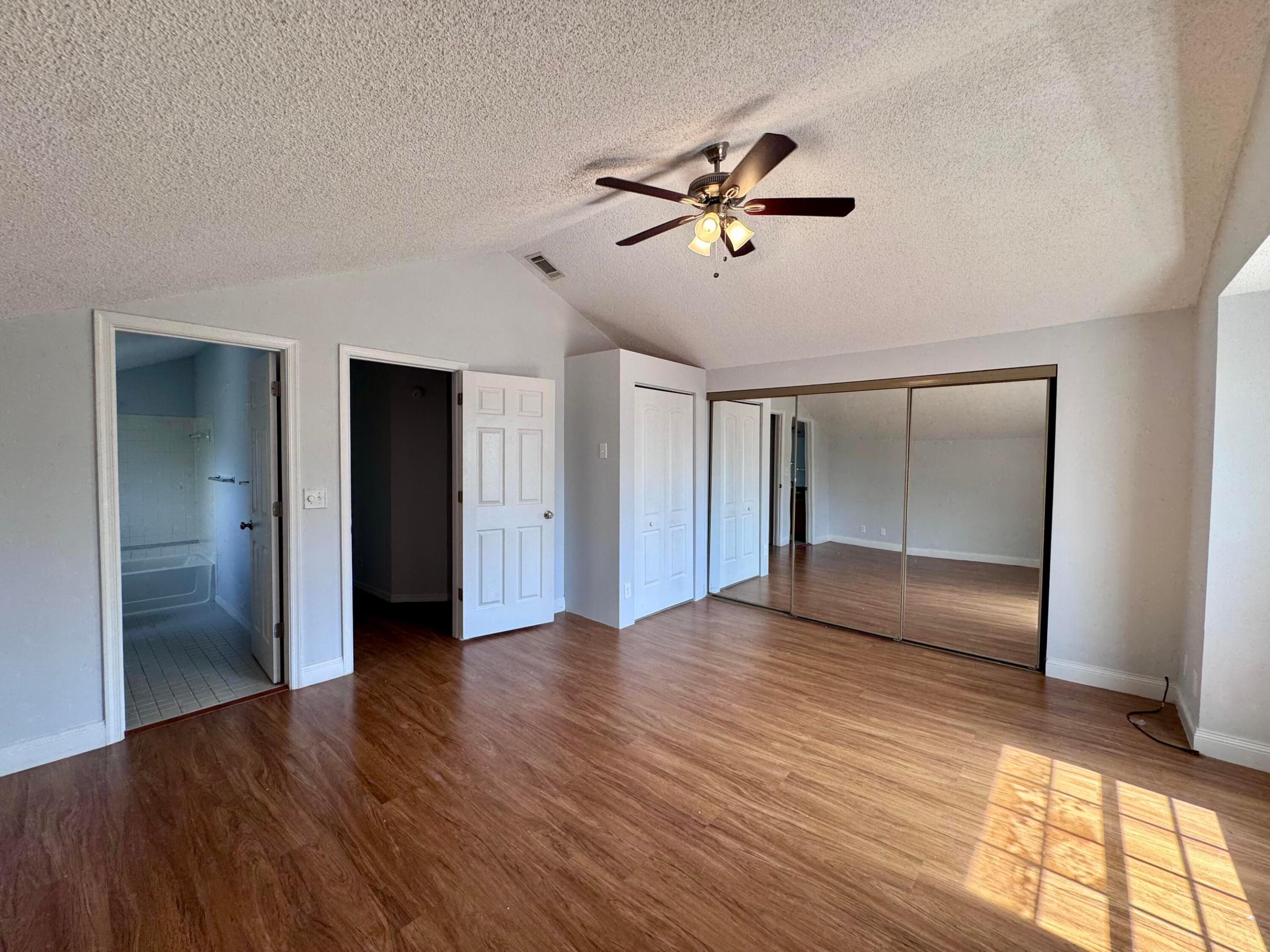 VICTORIA WOODS 2 - Residential