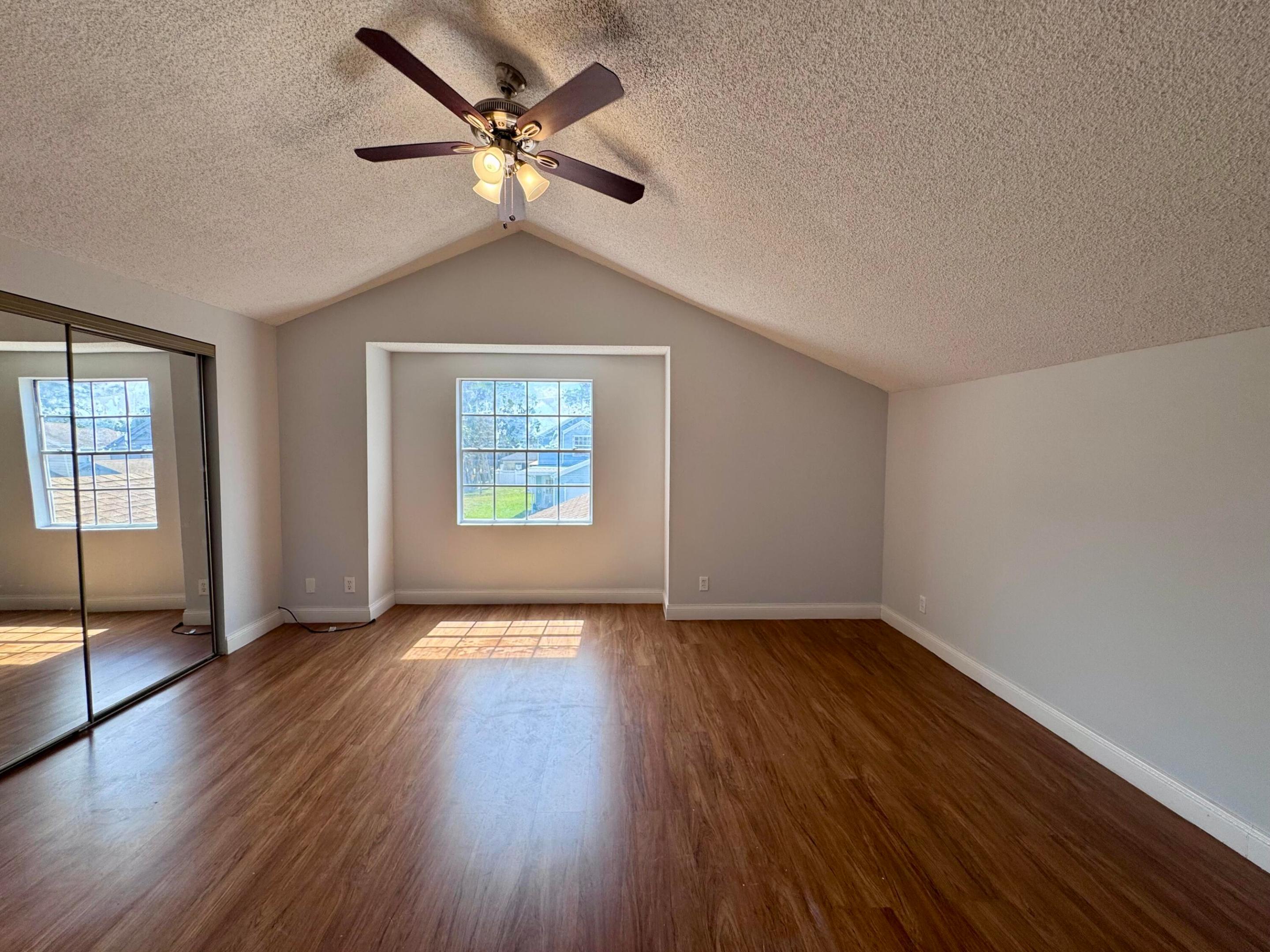 VICTORIA WOODS 2 - Residential