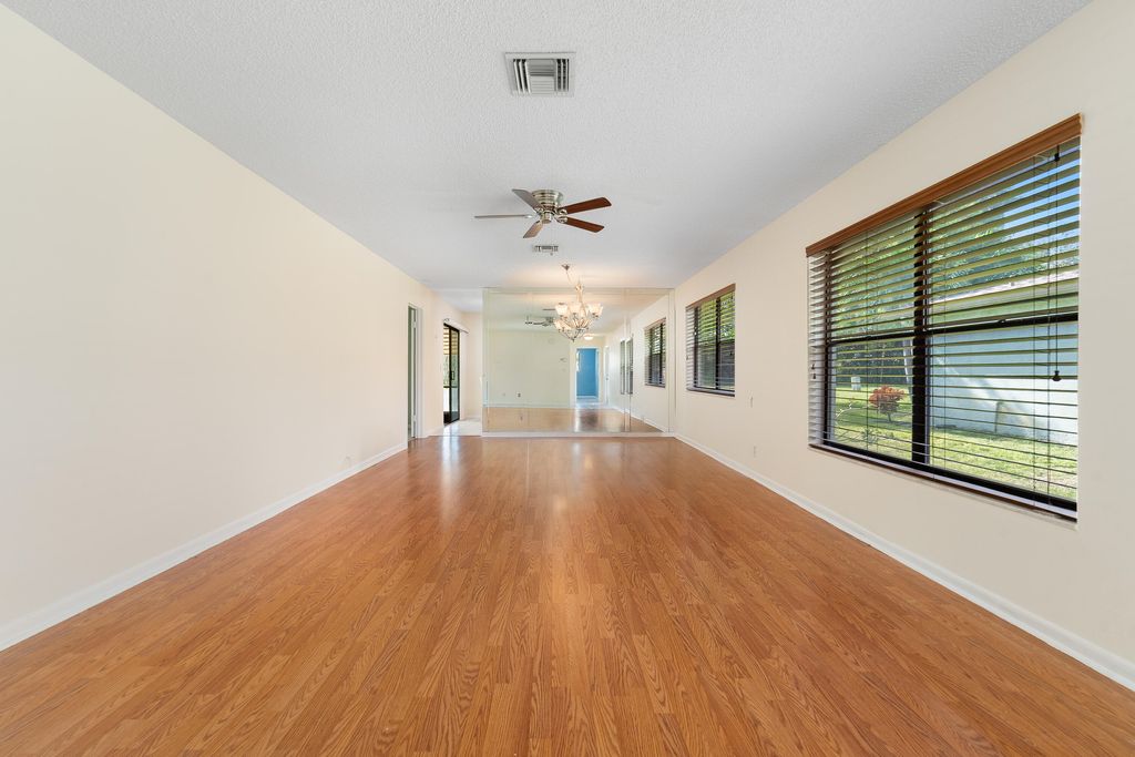 Photo of 1720 Palmland Drive #5a, Boynton Beach, FL 33436 (MLS # R11142108)