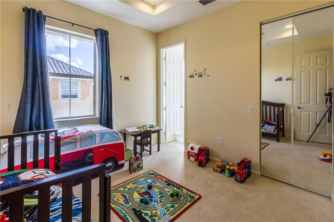 Renaissance Commons - Residential