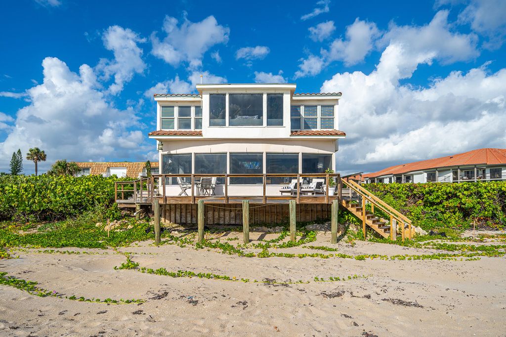 Photo of 5727 Old Ocean Boulevard, Ocean Ridge, FL 33435 (MLS # R10931653)