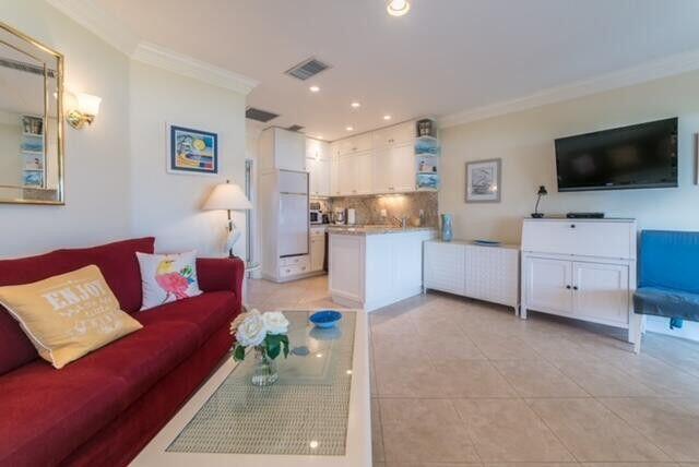 TAHITI COVE CONDO - Residential Lease