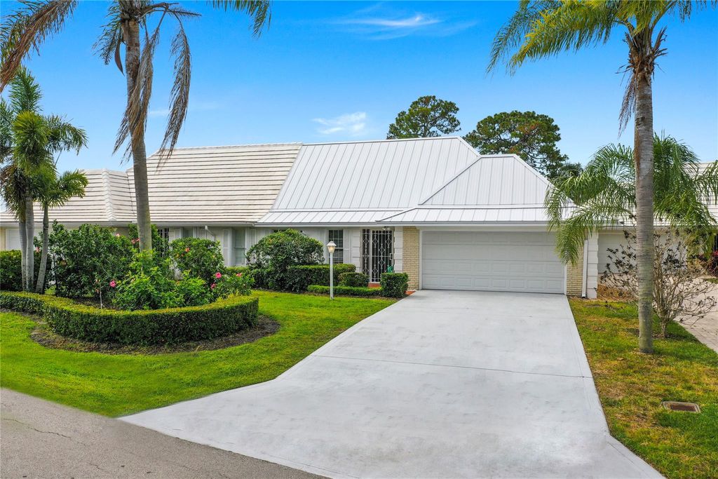 Photo of 2928 SE Fairway #18, Stuart, FL 34997 (MLS # F10501853)