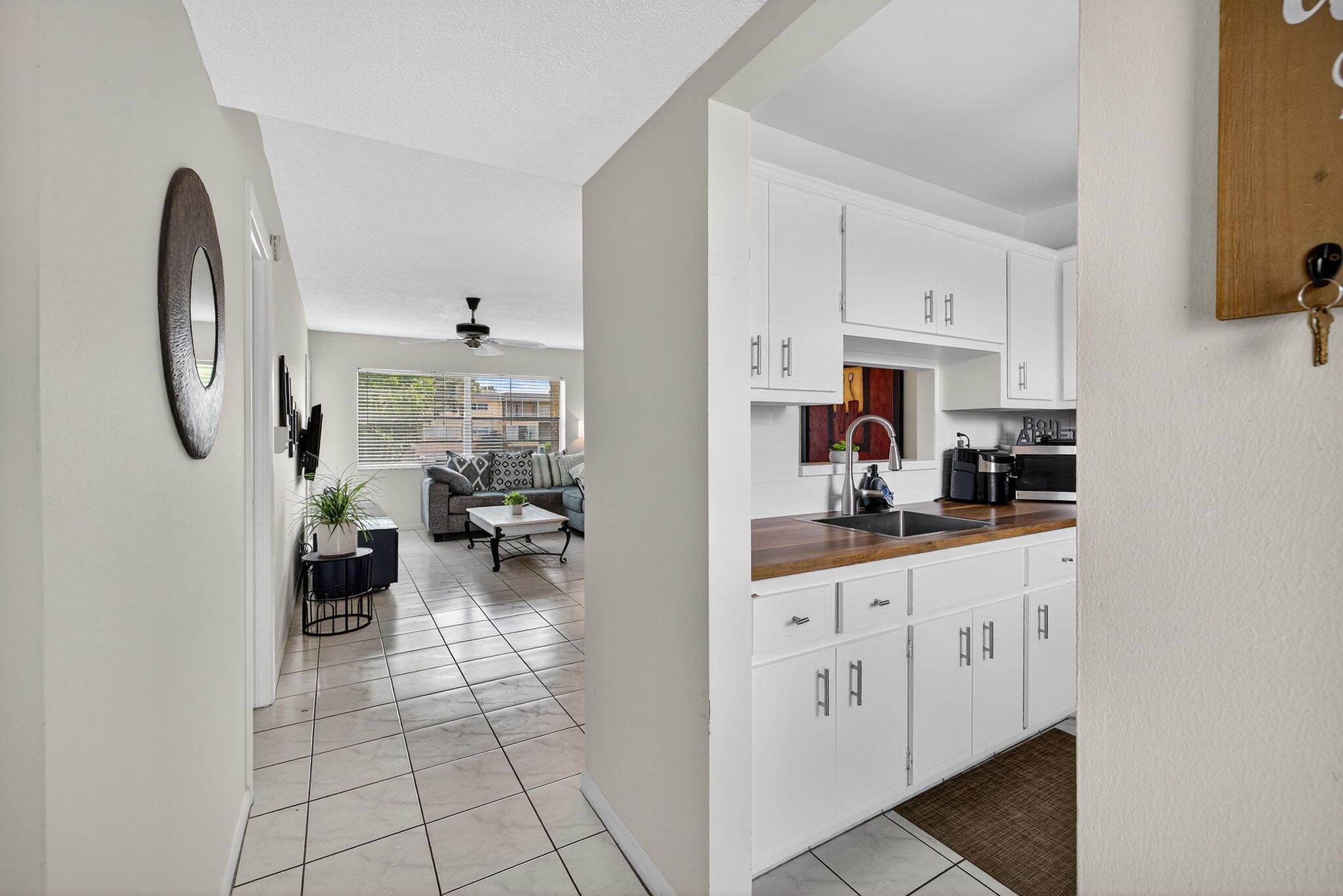 4431 NW 16th Street H207