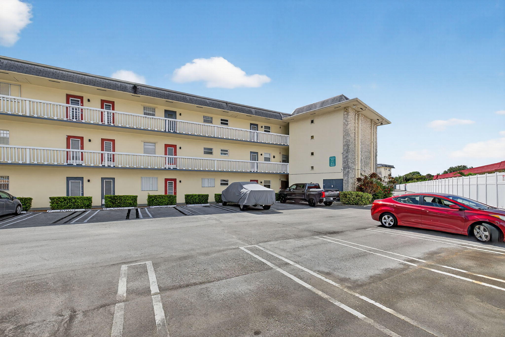 Fantastic 1-bedroom & 1 bathroom condo in Lauderhill East community. Tile floor throughout, sold fully furnished and turnkey, ready to move in. Located in a vibrant 55+ community, it offers a wide range of amenities, including active clubhouses, 2 pools, a sauna, billiards, BBQ pits, and a library. Rent after 1 year of ownership, minimum 30 days up to a maximum of 210 days, perfect for seasonal living or investment. Located near Sawgrass Mills, 20 minutes from the beach, 5 minutes to Sunrise Flea market, and 15 minutes from Ft Lauderdale Airport. Also close to Hard Rock and Seminole Casino. It is a must-see!
