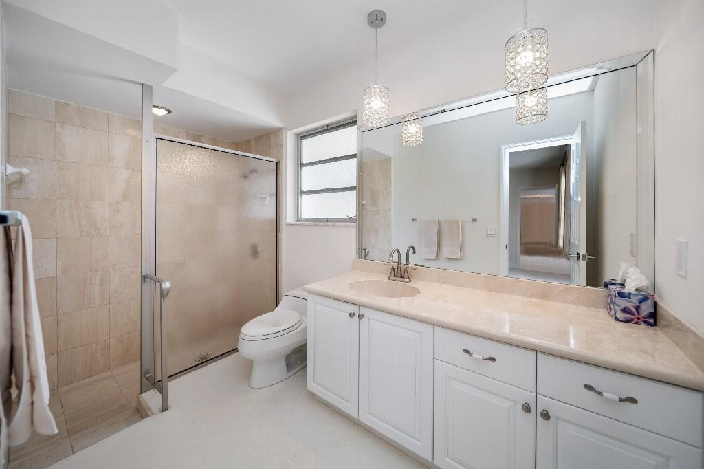 Hillsboro Isles 29-4 B - Residential