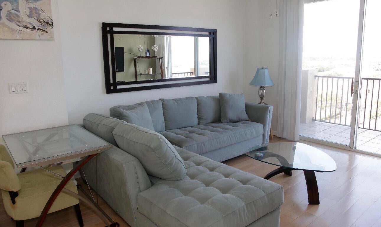 1801 N FLAGLER Drive 930