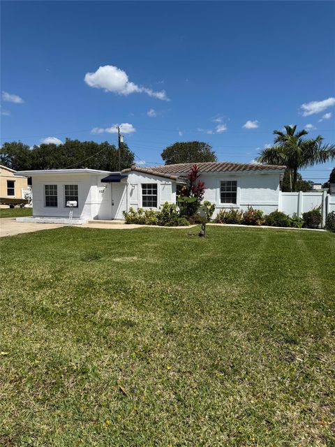 927 SW 22nd Street Fort Lauderdale FL 33315