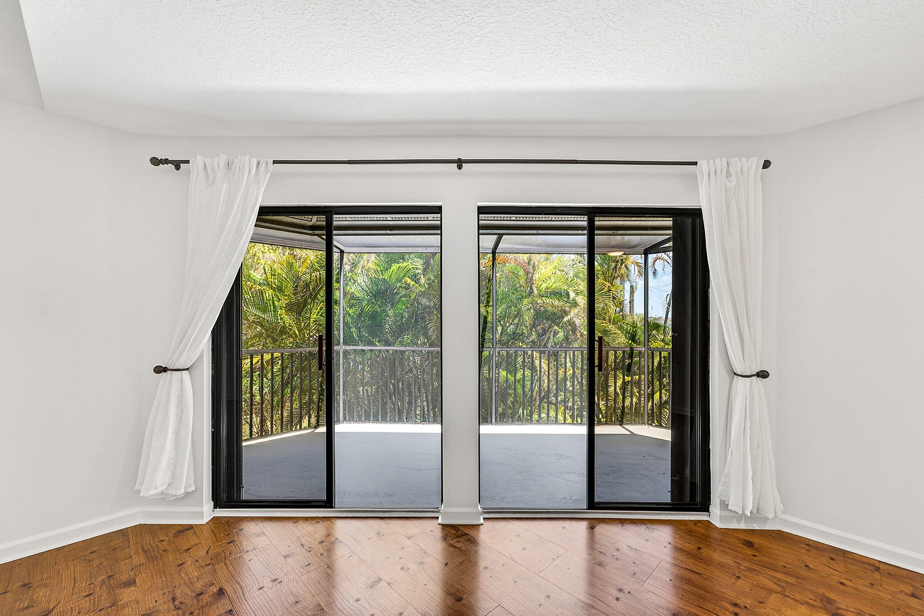 SCHOONER OAKS CONDO - Residential