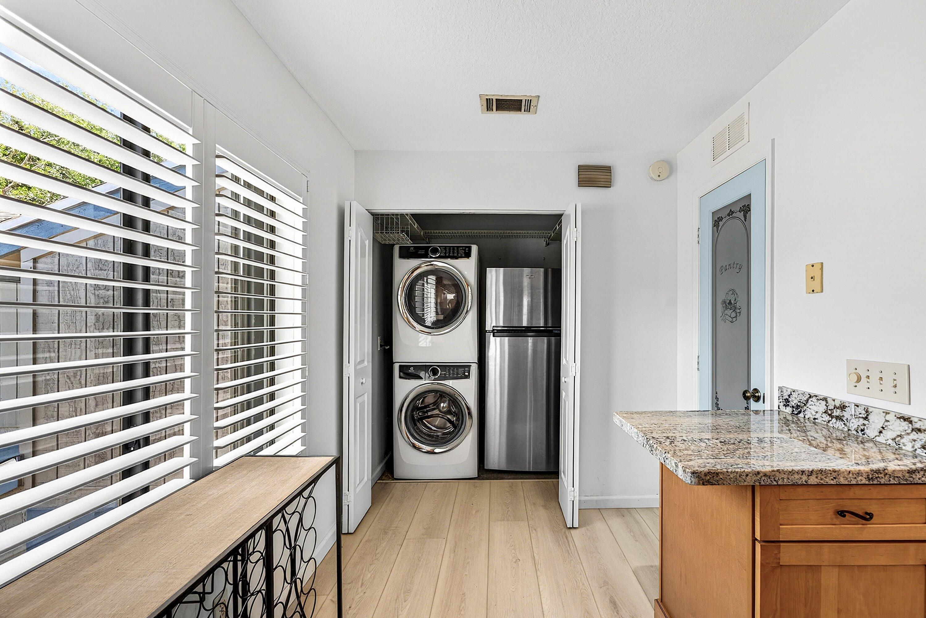 SCHOONER OAKS CONDO - Residential