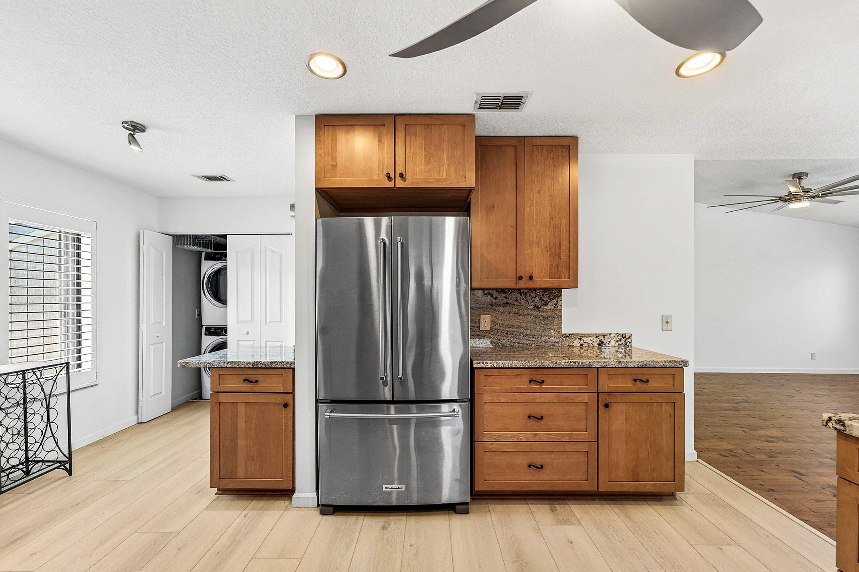 SCHOONER OAKS CONDO - Residential