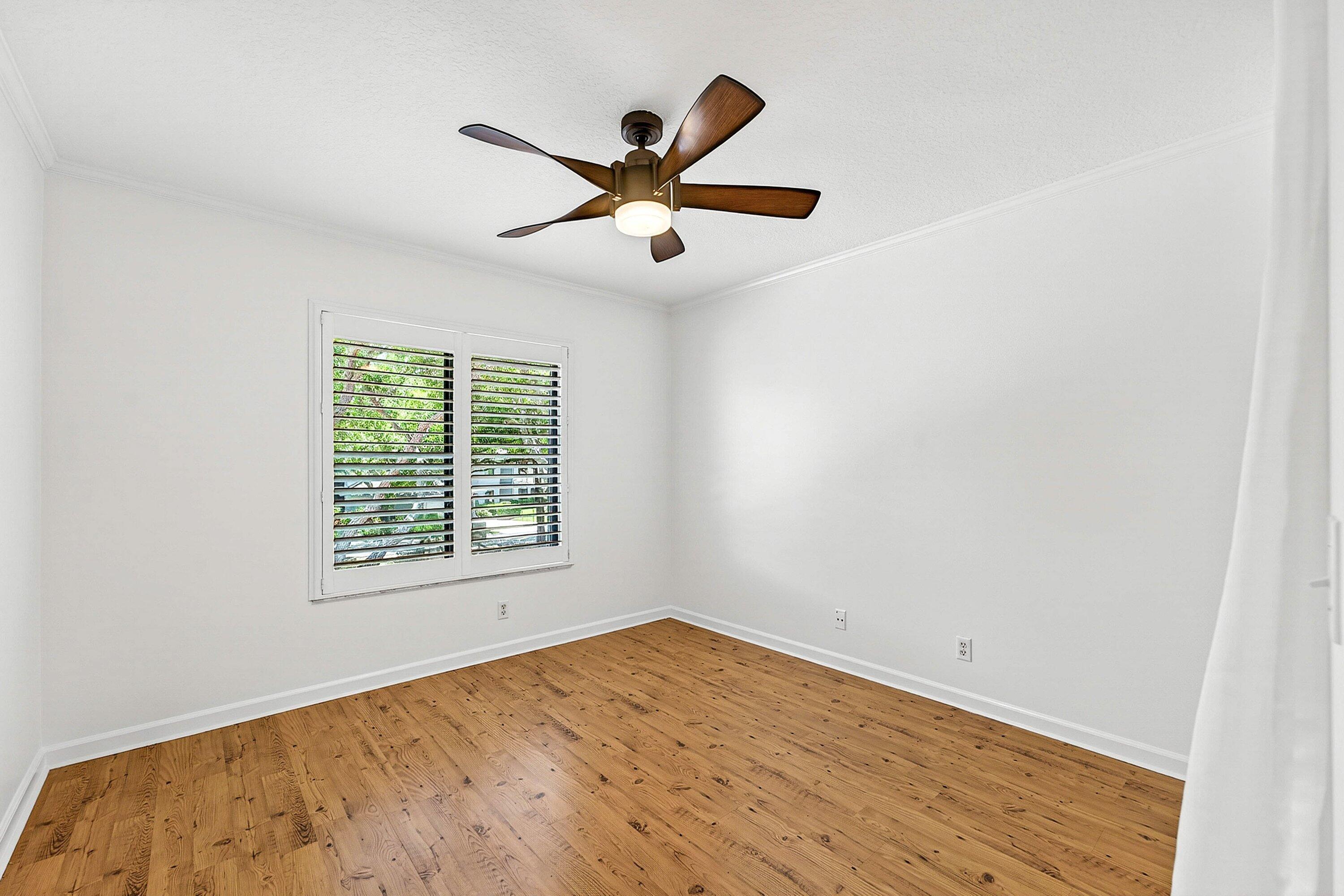 SCHOONER OAKS CONDO - Residential