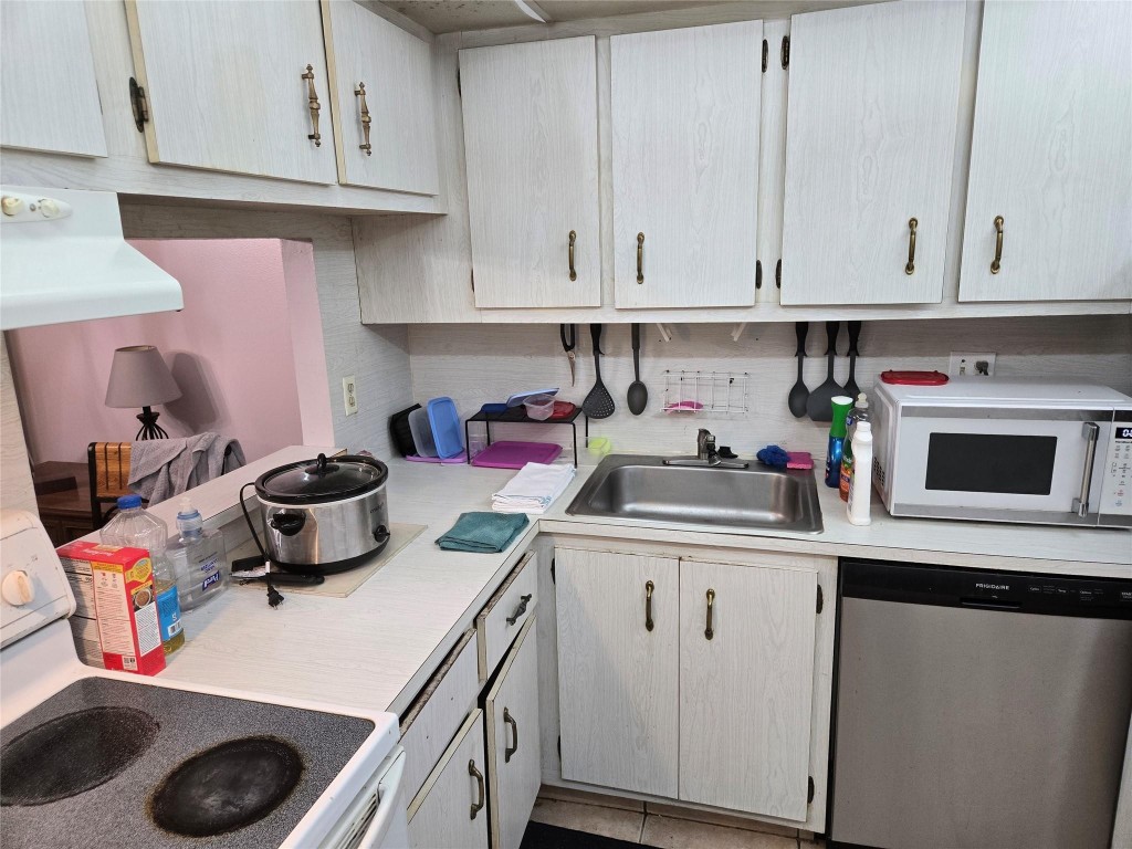 Holiday Springs Village 2 - Residential