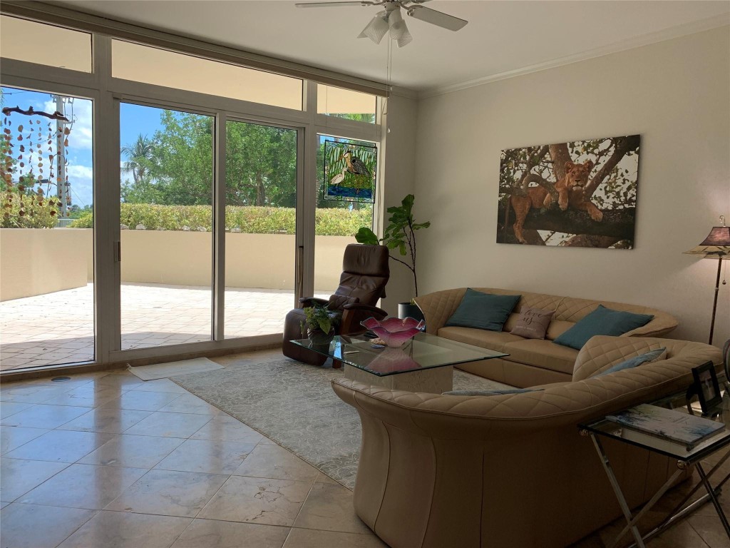 OCEAN GRANDE BEACH & MARI - Residential