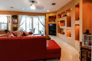 BOCA WINDS-WATERS EDGE ENCLAVE - Residential