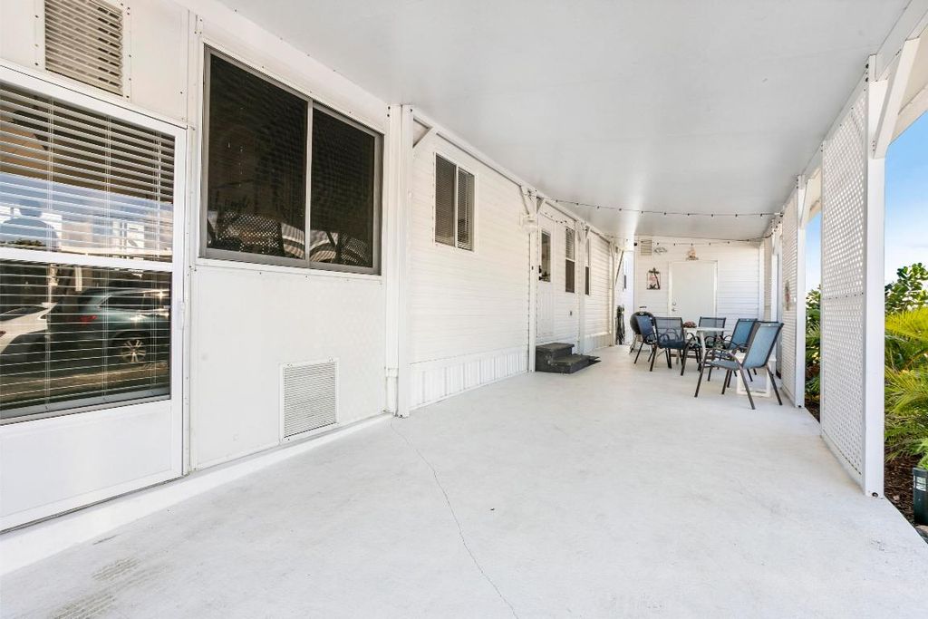 Photo of 53008 Del Rio Bay, Boynton Beach, FL 33436 (MLS # R11061132)