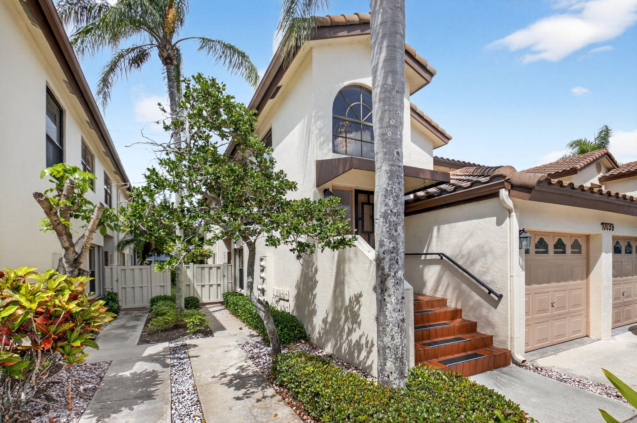 CLEARBROOK VILLAGE CONDO - Residential Lease
