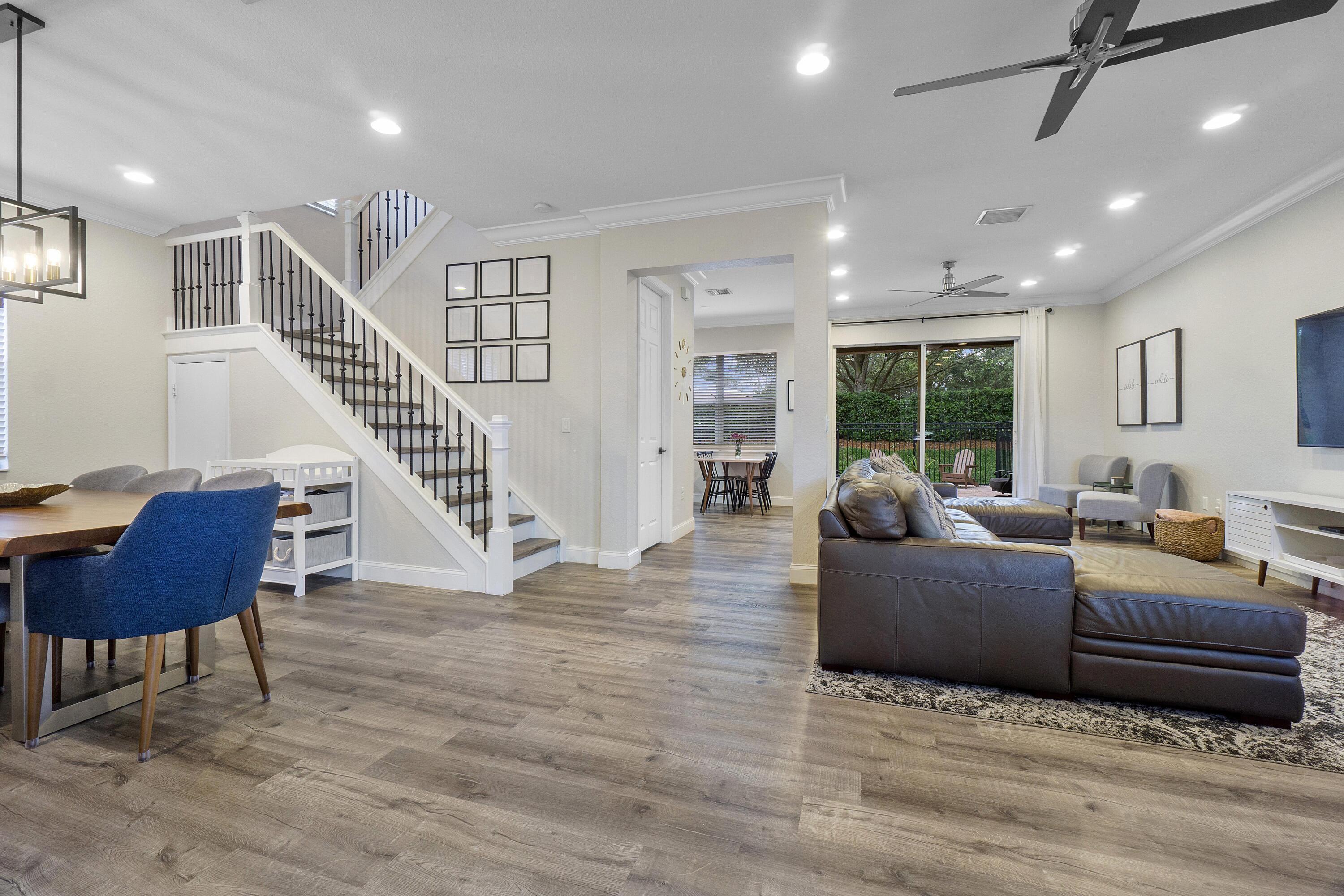 Properties 7942 Parsons Pine Drive