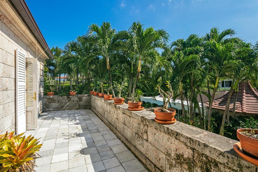 Tropic Isle - Residential