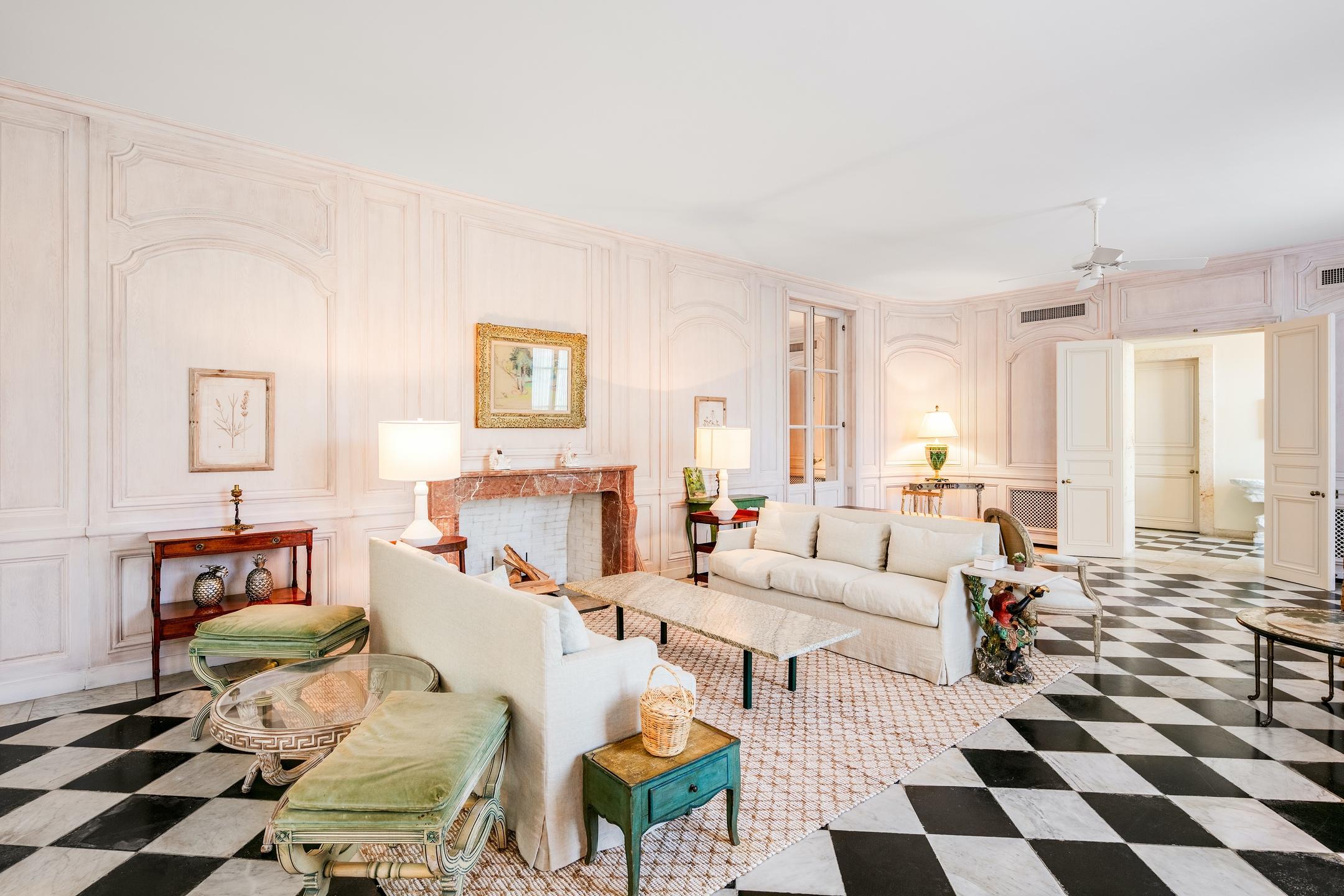 Tropic Isle - Residential