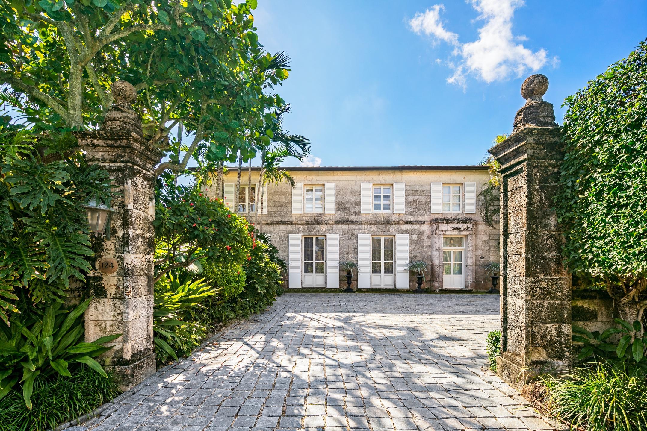 Tropic Isle - Residential